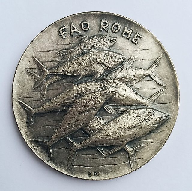 NACA received the Margarita Lizárraga Medal in recognition of its significant contribution to the development of sustainable aquaculture in the Asia and Pacific Region.