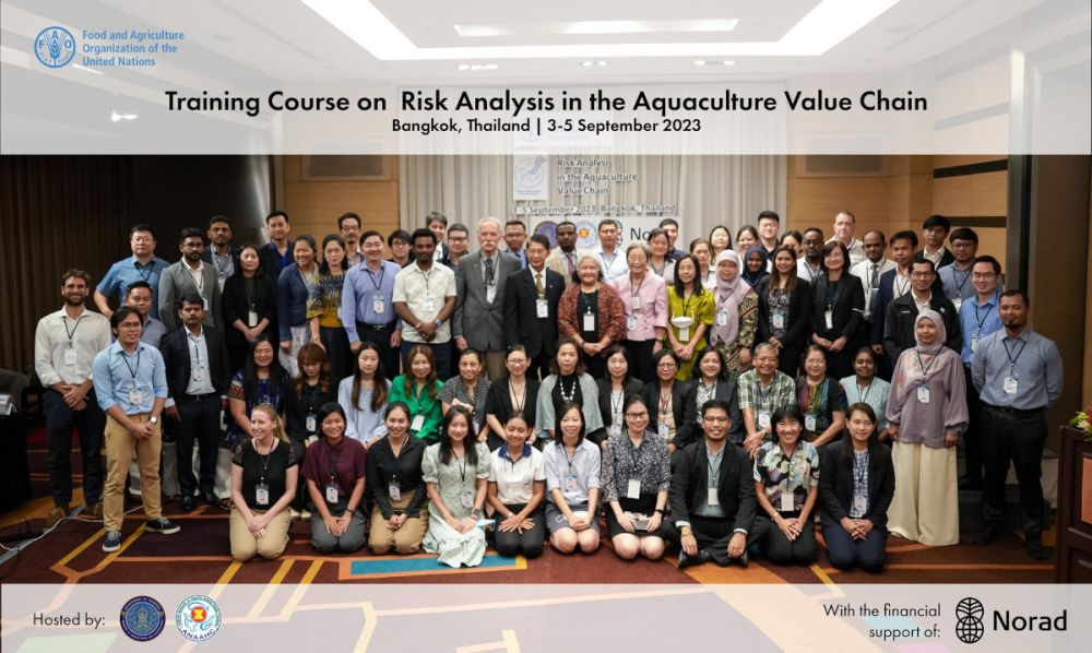 Participants in the workshop.