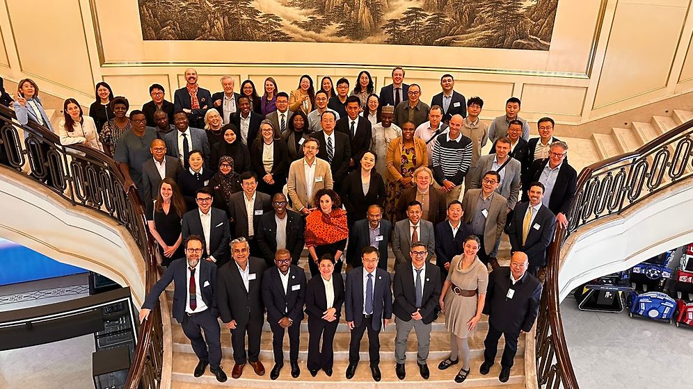 Participants in the FAO Roundtable on the Global Sustainable Aquaculture Advancement Partnership.